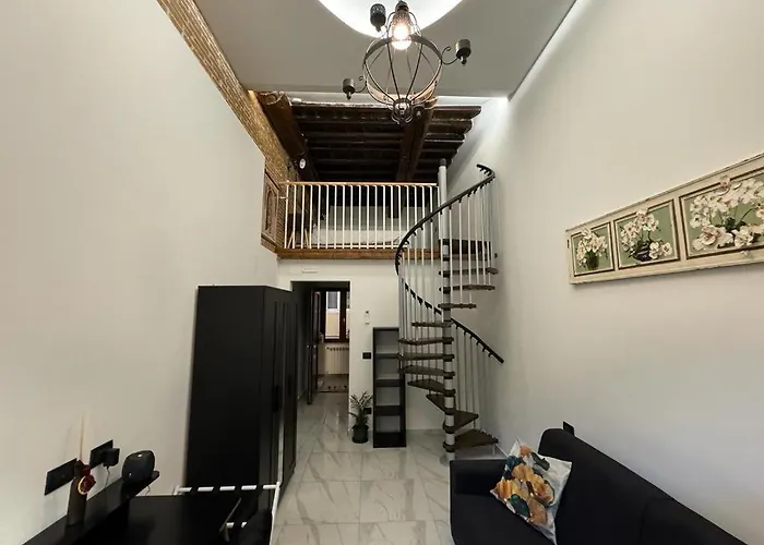 Venus Two-Floored Stylish Apartment In The City Center Firenze